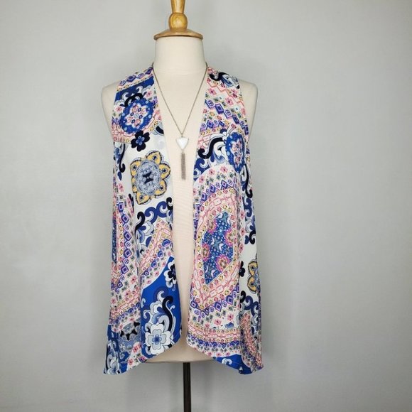 Alya Mixed Media Lace Open Front Vest Size M - Picture 11 of 11